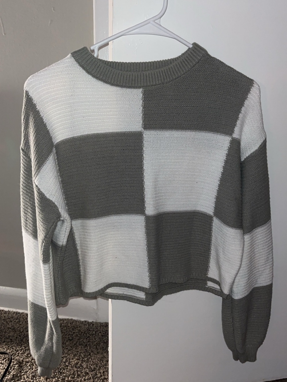 Moon & Madison grey and white checkered crop sweater.